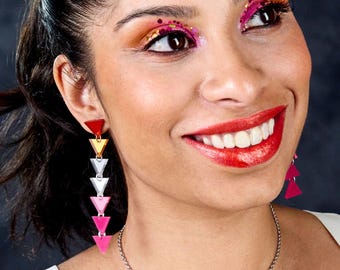 Lesbian Triangle Dangles In 3 Sizes