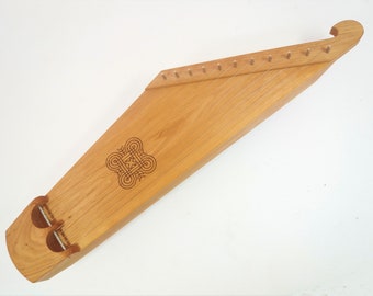 Traditional 11 string kantele with Finnish 'Hannunvaakuna' symbol - Made in Finland