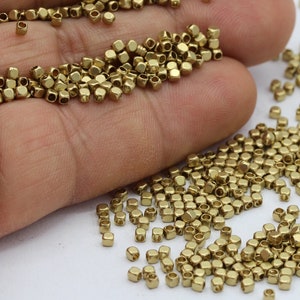 Perles cubes d'espacement en laiton brut de 2 mm, perles d'espacement en laiton - RAW246