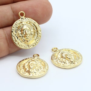 21x26mm 24 k Shiny Gold Plated Lion Pendants , Lion Medallion , Medaliion Pendants , Necklace Findings - GLD893