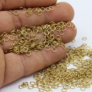 0.6x4mm Raw Brass Jump Rings - RAW127