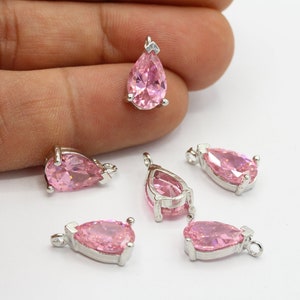 Pendentif goutte de zircone cubique pavée de zircone cubique 7,5 x 13 mm , Pendentifs pavé de zircone cubique , Pendentifs zircone cubique - CZ360
