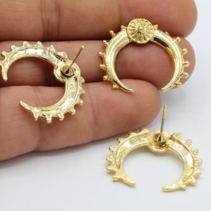 30mm 24 k Shiny Gold Plated Horn Earring, Half Moon Earring, Crescent Earring - GLD533