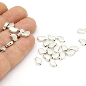Dijes de pájaro chapados en plata antigua de 6 x 10 mm, colgantes de pájaro, dijes de animales, accesorios para collares, colgantes de plata antigua, dijes de pájaro - TS255