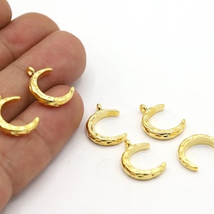 12,5x17,5mm 24 K Shiny Gold Plated Horn Pendant, Moon Pendants, Crescent Moon Charms, Necklace Findings, Moon Charms - GLD2222