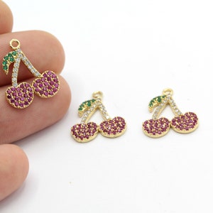 16 x 19 mm 24 k Błyszczące złoto platerowane cyrkonią mikro-bruk wiśnia wisiorek, cyrkonia sześcienna cyrkonia wiśnia charms - GLD1507