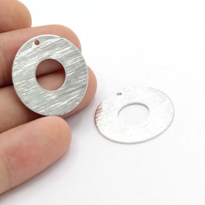 25mm rhodium plated Textured Round Stamping Blanks,  Round Disc Charms - RDM660