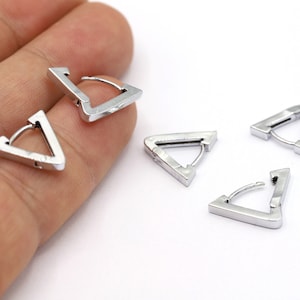 13,5mm Rhodium Plated Earring Findings, Dainty Triangle, Rhodium Earring Triangle, Rhodium Earring Earlier, Earring Leverback - RDM875