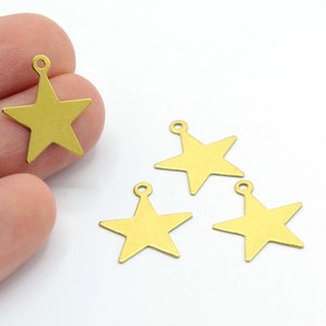 Dijes de estrella de latón crudo de 16 x 18 mm - RAW8