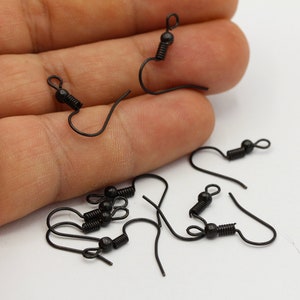 17mm Black Plated Earring Hooks , Fish Hooks, Ear Wires , Black Plated Earrings, Earrings Findings - TS489