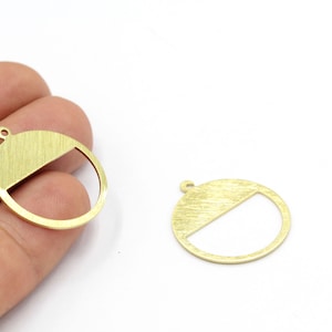 25x28mm Raw brass Textured Round Stamping Blanks,  Round Disc Charms - RAW457