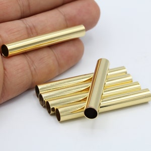 Tubos redondos largos chapados en oro brillante de 24 k (7 x 50 mm), cuentas espaciadoras - GLD476
