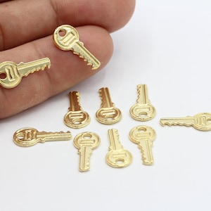 8x18mm 24 k Shiny Gold Plated Key Charms , Mini Key Pendants , Necklace and Bracelet Findings - GLD857