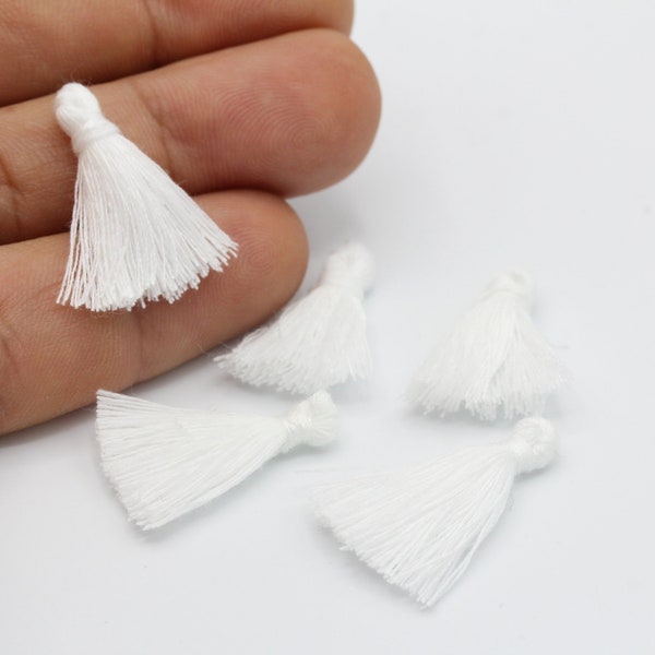 25mm ( 1 inchess ) White Cotton Tassel , Mini Tassel - TS4