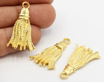 20x33mm 24 k Shiny Gold Plated Tassel Charms, Gold Plated Tassel Pendant, Tassel Necklace, - GLD134