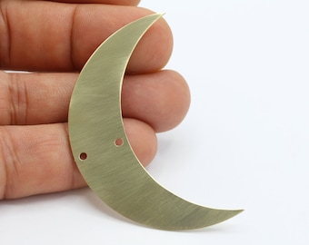 15 x 60 mm 真鍮製ムーンチャーム、ムーンペンダント、三日月チャーム、半円ペンダント、コネクター、真鍮製金具 - RAW321