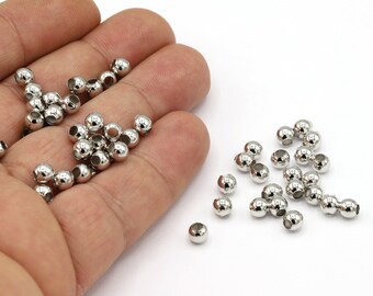 5 mm ロジウムメッキ真鍮スペーサービーズ、ボールビーズ、ネックレスとブレスレットの留め具 - RDM116