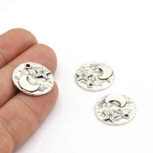 20,5mm Antique Silver Plated Pharaoh Charms, Antqiue Silver Plated Medallion, Medallion Charms, Medallion Pendant - TS864