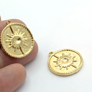 21x24mm 24 k Shiny Gold Plated North star Necklace - GLD585