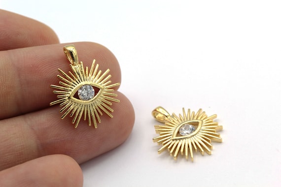 Gld pendants deals