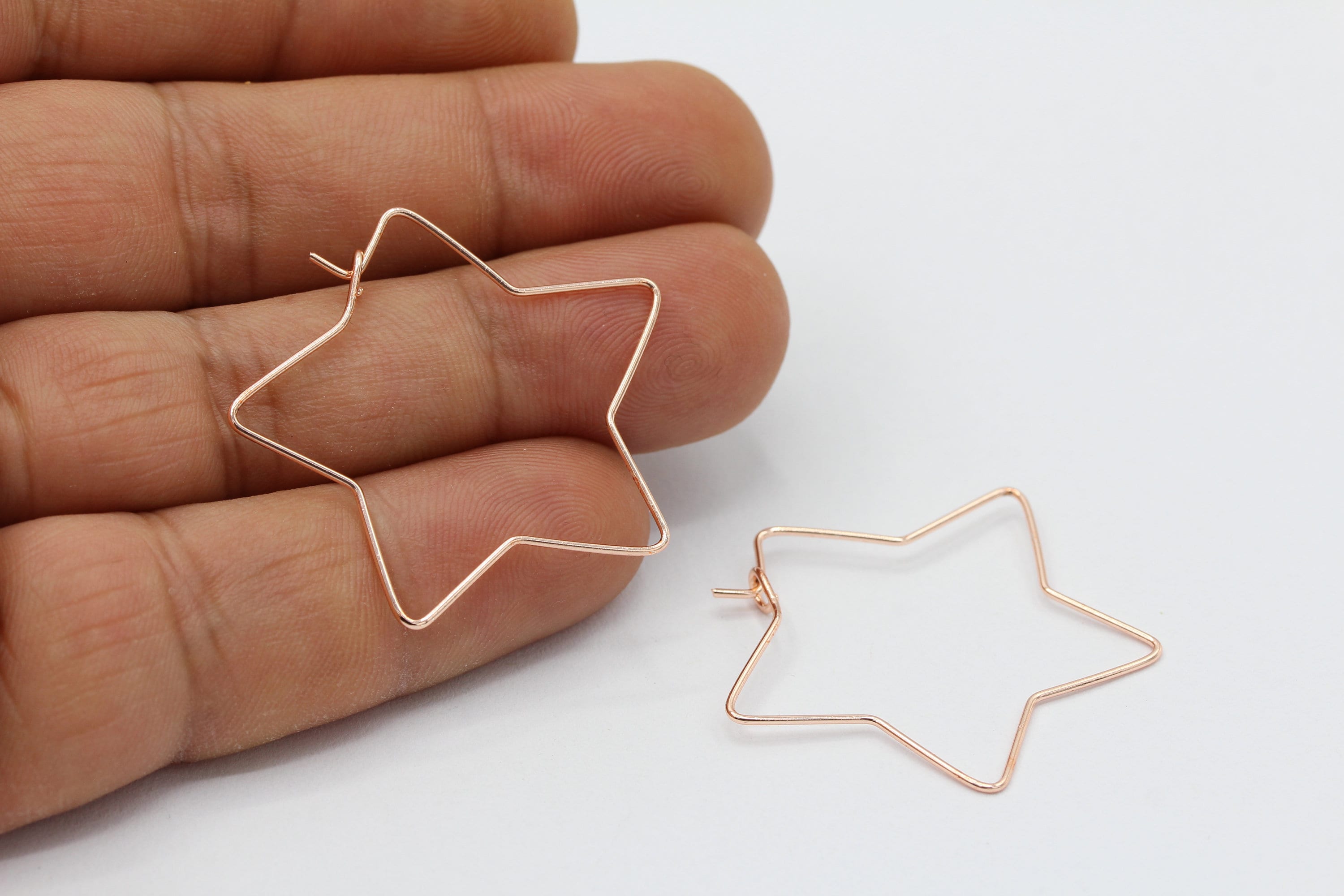 Orecchini A Stella Placcati Oro Rosa – Eleganti E Moderni, Gioiello Donna Contemporaneo