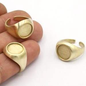 Taille intérieure 17 mm, montures de bague en laiton brut, anneaux réglables, anneaux martelés, anneaux en laiton brut faits main, accessoires de bague en laiton brut - RAW606