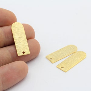 10x25 Shiny 24 k gold  plated  D Shape Charms ,  Textured Blanks ,  With 1 Hole  - GLD-1082