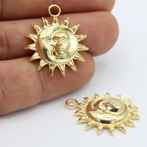 24x28mm 24 k Shiny Gold Plated Moon and Sun Face Pendant ,Sun Necklace, Moon Necklace ,Sun Pendants - GLD-996