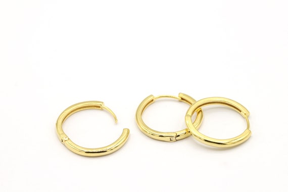 14 K Gold Boho Fringe Hoop Earrings – heartsabustin
