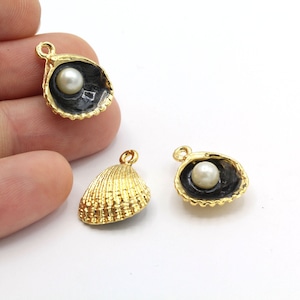 15x20mm 24 k Shiny Gold Plated Pearl Shell Pendants , Pearl Charms , Oyster Pendants , Necklace Findings - GLD-1333-5