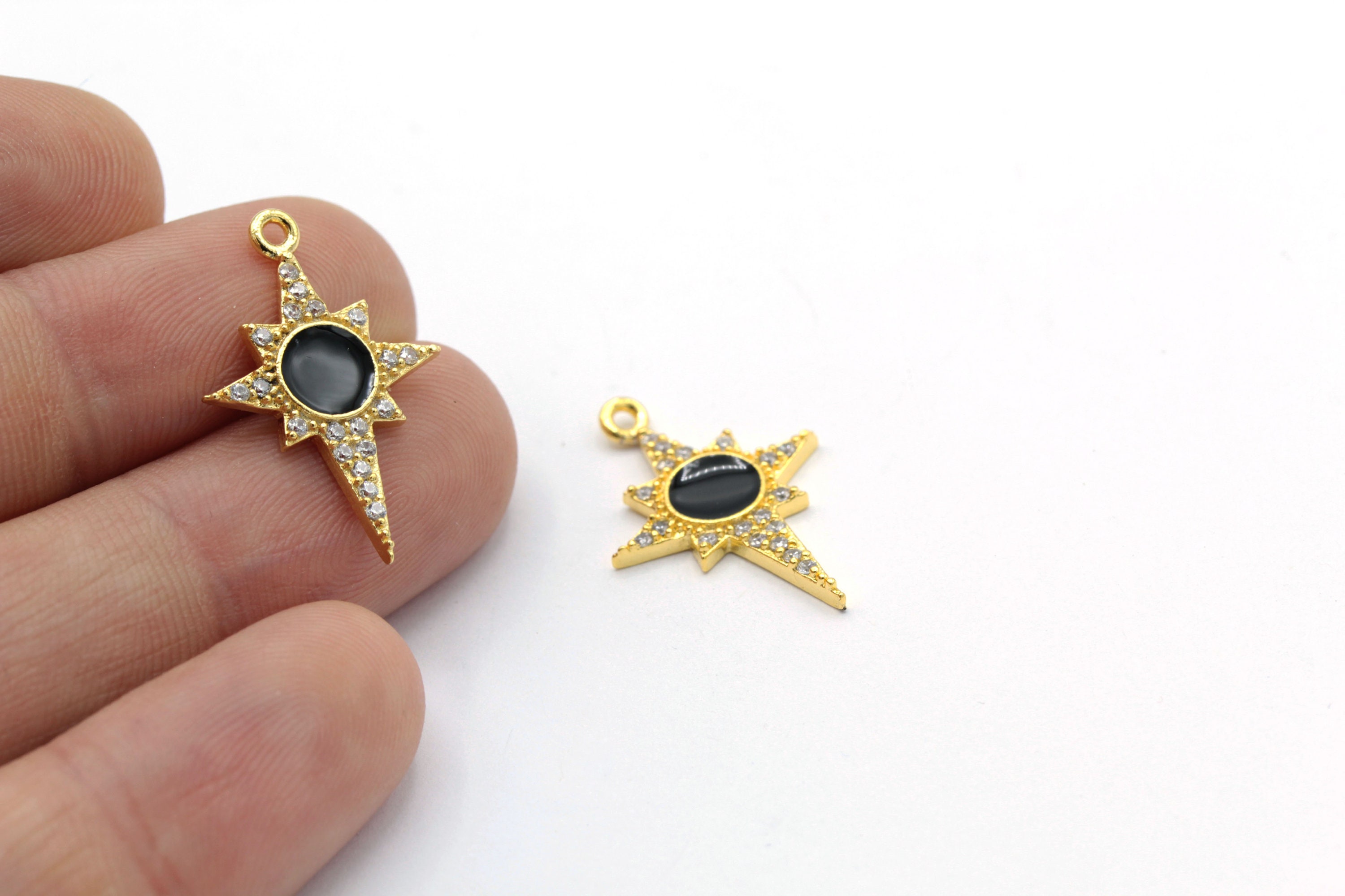 アクセサリー  ORDER SOLID STAR WITH PAVE CZ アクセサリー ORDER SOLID STAR WITH PAVE CZ ロイヤルオーダー