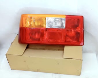 Lente de luz trasera izquierda Renault R18 Sedán NOS Lucid Marca Taiwán