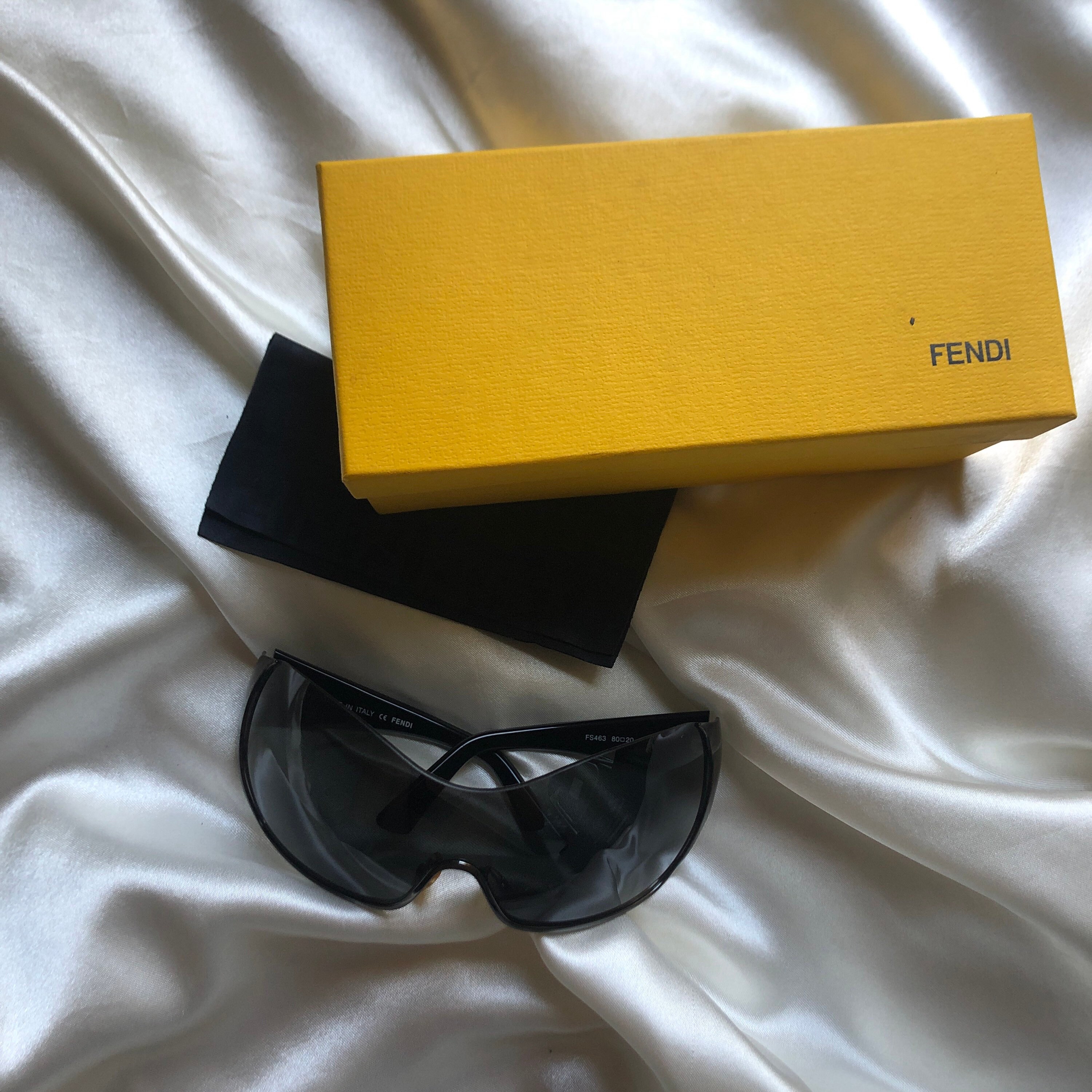 fendi canada sunglasses