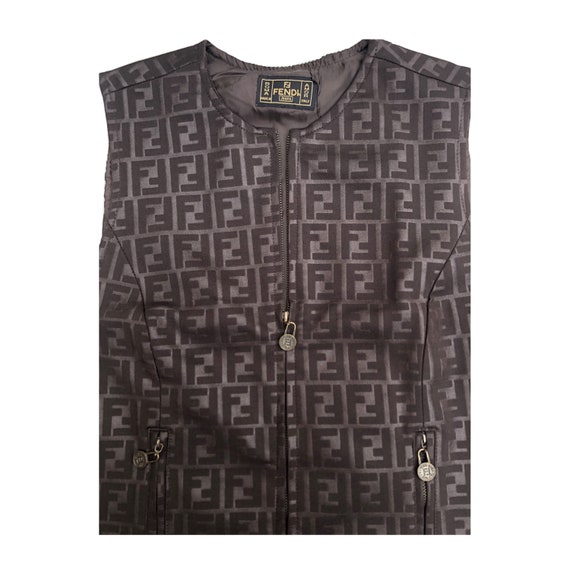 fendi zip top