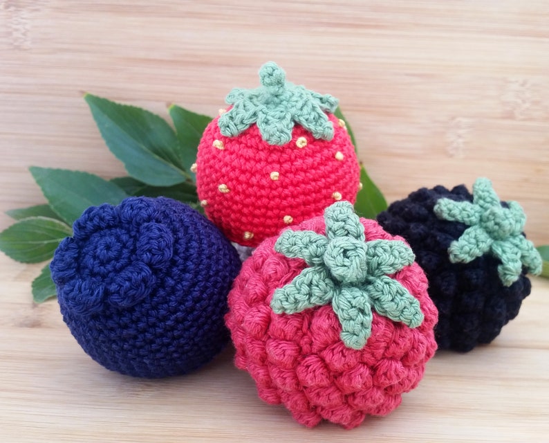 Crochet berry mini doll tutorial Amigurumi diy pdf pattern image 2