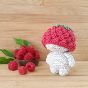 Crochet berry mini doll tutorial Amigurumi diy pdf pattern image 4