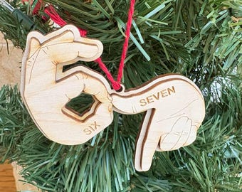 6 7 Hands Christmas Tree Ornaments