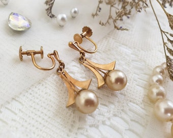 Vintage Rolled Gold Faux Pearl Screw Back Earrings