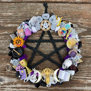 Couronne de sorcière wicca pentagramme faite main de 29 cm - décoration païenne, celtique, spirituelle, sorcière, wicca