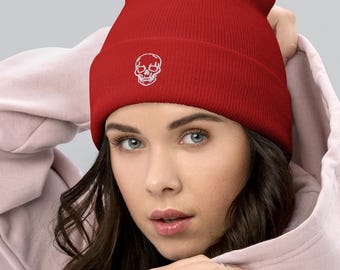 Met schedel geborduurde beanie: uniseks wintermuts met omslag