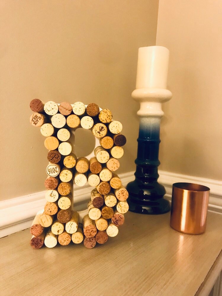 Initial cork holder hotsell