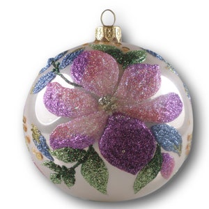 Silverado  Ornament, ball of 10 cm,  with blue and pink flowers