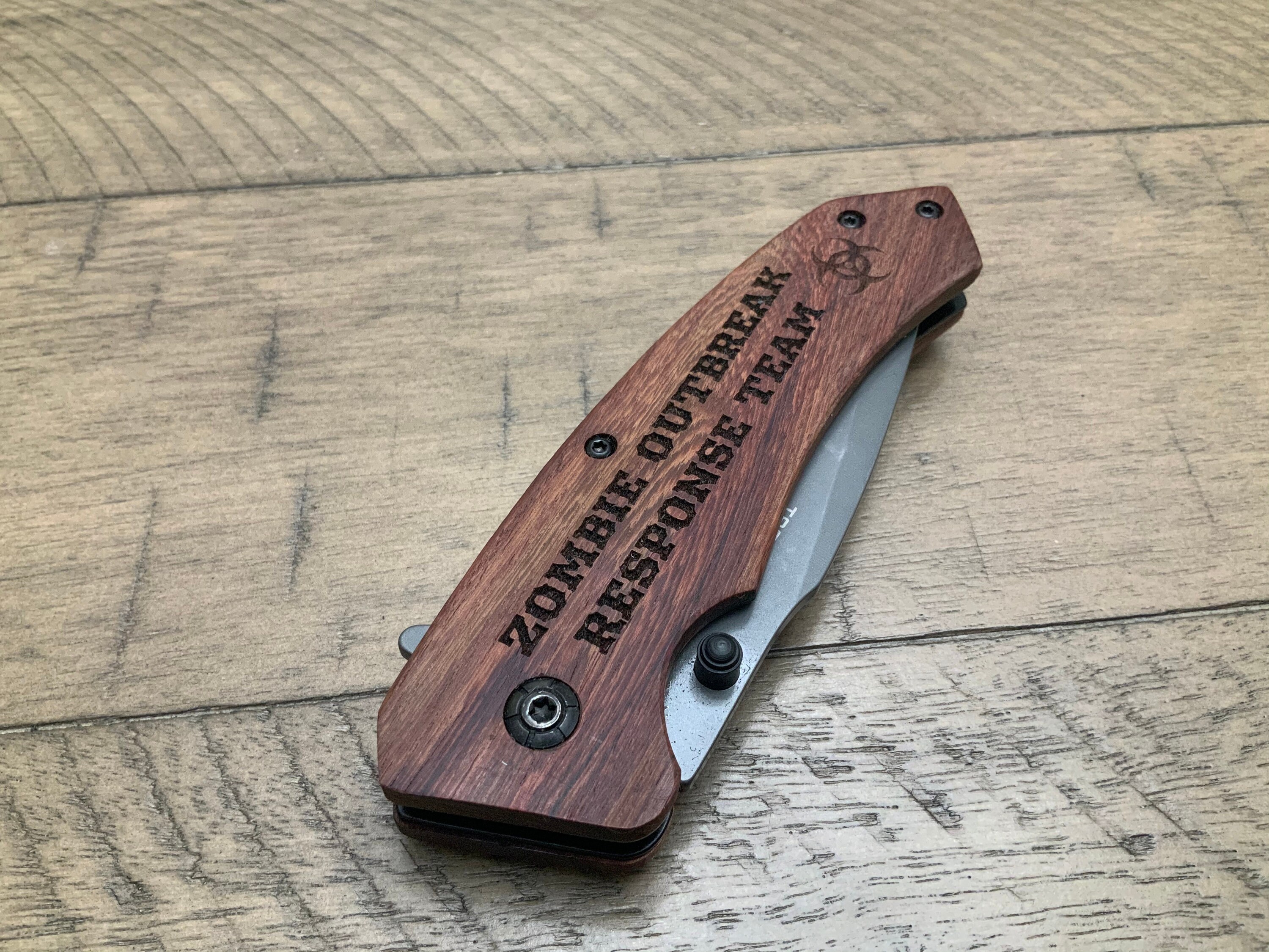 Laser etched pocket Knife... Customizable with your text or Etsy