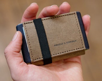 Slim wallet mit Münzfach - Kleines Portemonnaie Herren Mini Geldbeutel Damen - Praktisches und nachhaltiges Kartenetui aus Berlin Braun/Grau