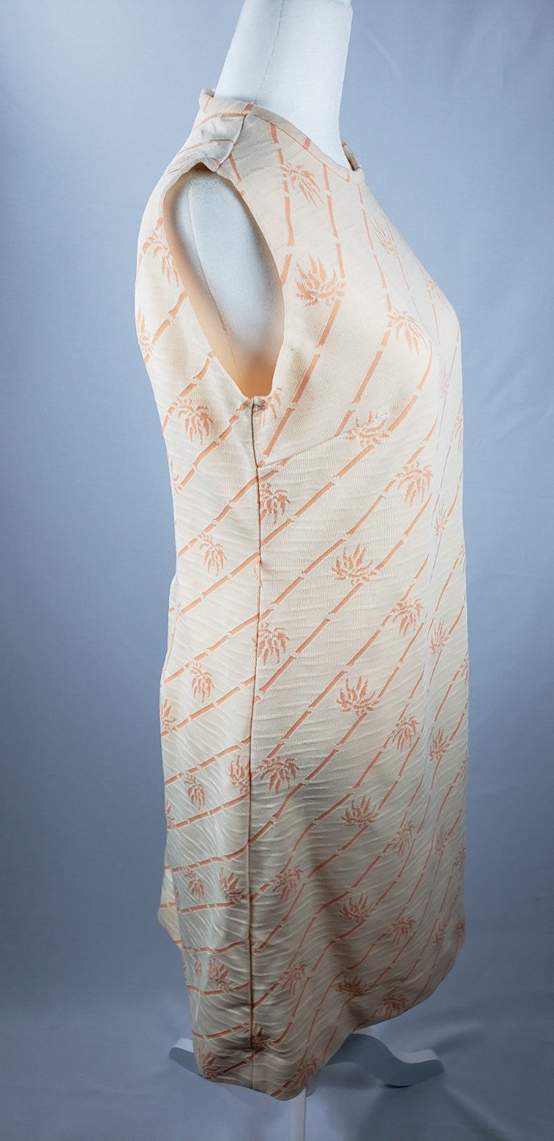 Vintage Retro Dress Hawaiian Palm Trees Pattern Size ML 60s Peach Shift Dress Coral Shift Novelty Print Women/'s Resort Wear