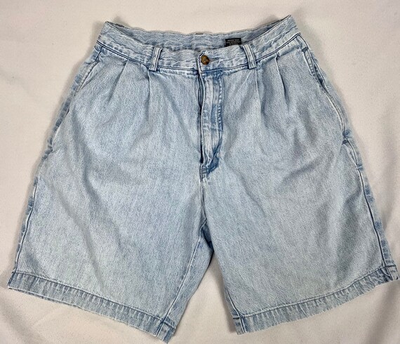 high waisted light wash shorts