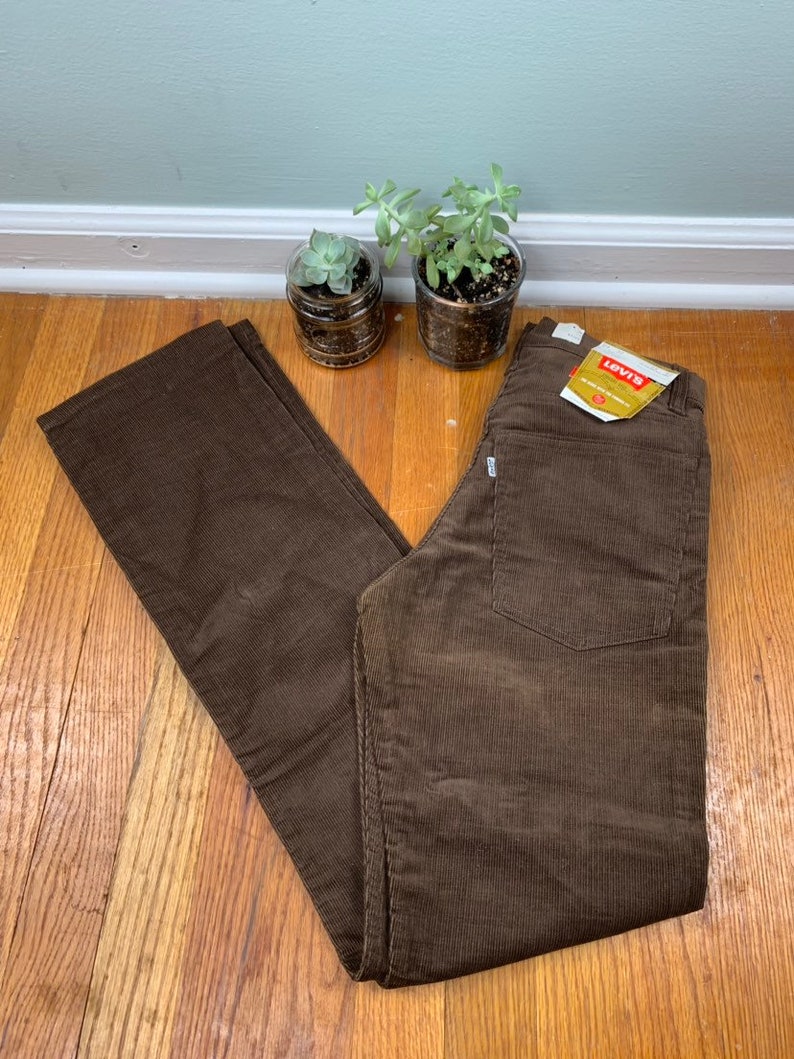 levi's corduroy pants