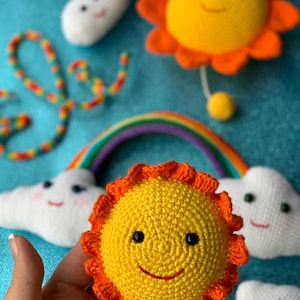 dina.gurumi sun rattle with twisted rainbow handle pattern pdf