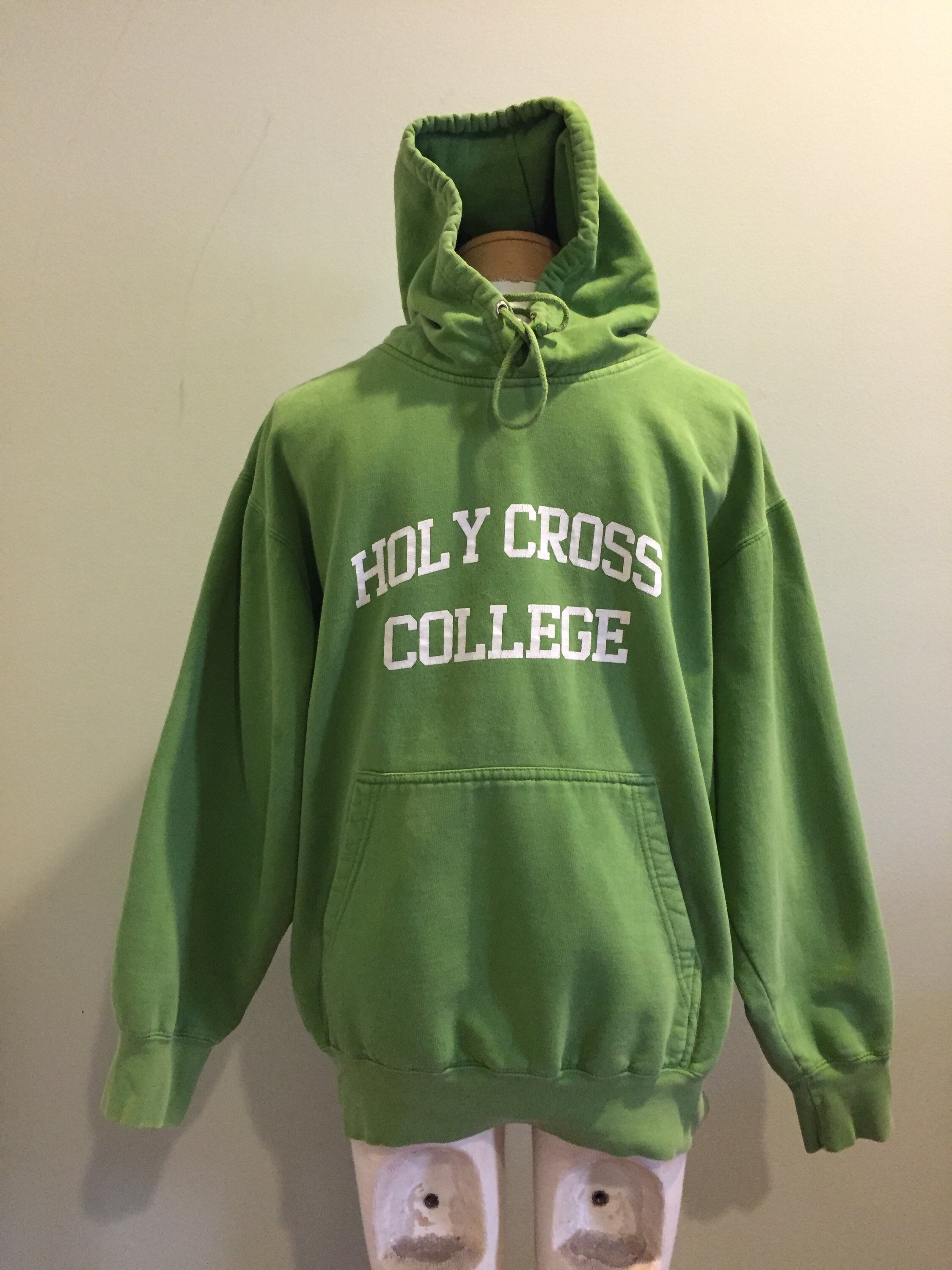 college of the holy cross sweatshirt
