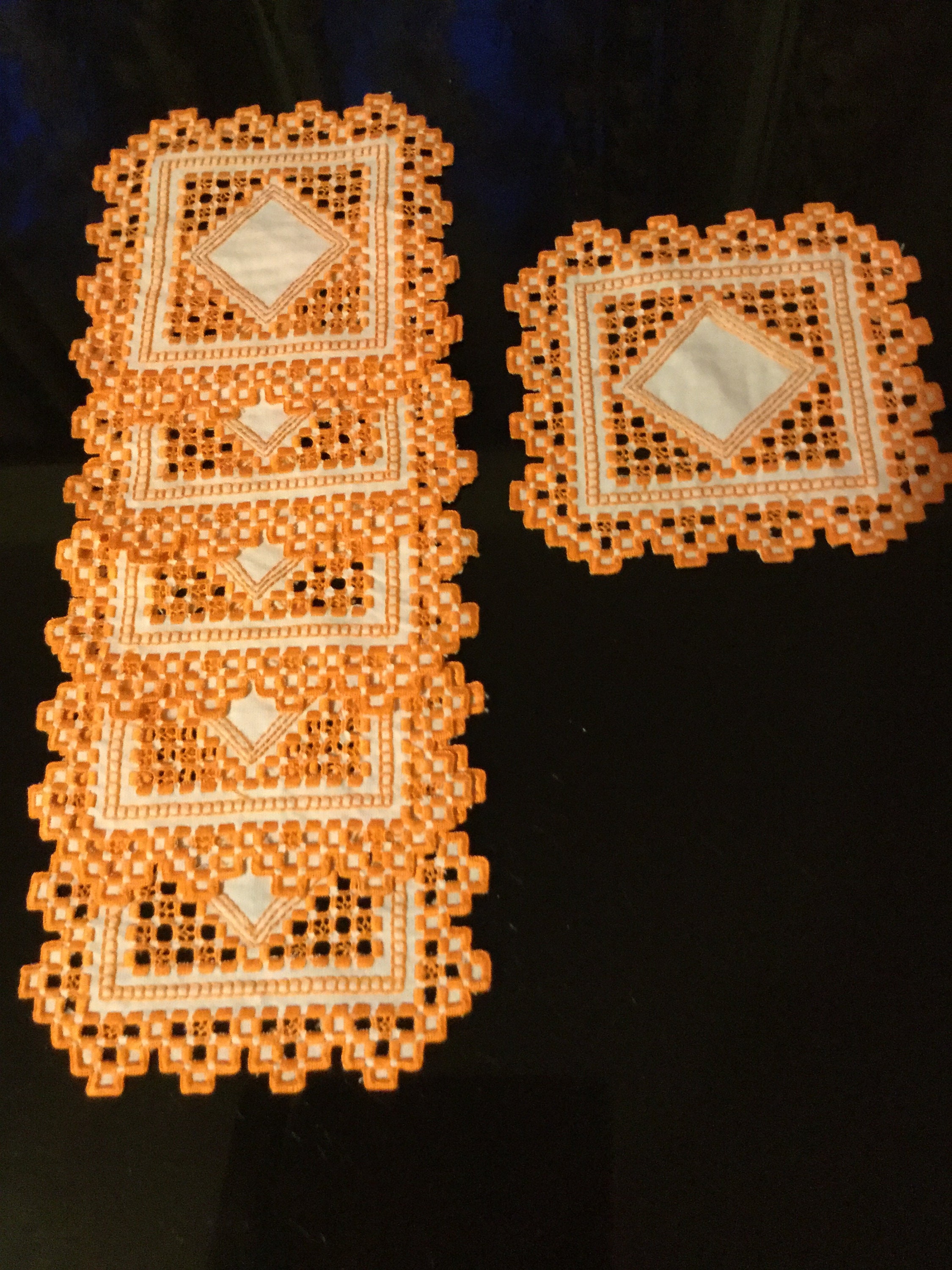 Sous Verres Brodé Hardanger X 6